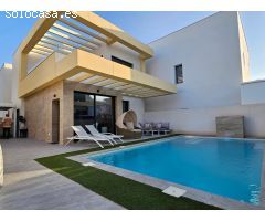 VILLA MODERNA DE 3 DORMITORIOS 2 BAÑOS EN LOS MONTESINOS ( ALICANTE )