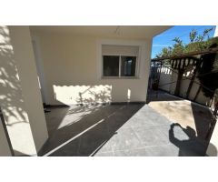 ADOSADO DE 3 DORMITORIOS 2 BAÑOS EN TORREVIEJA ( AGUAS NUEVAS )