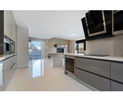 VILLA DE LUJO EN CAMPO AMOR ( ORIHUELA COSTA )