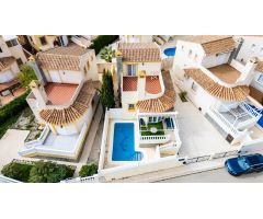 VILLA EN ORIHUELA COSTA EN CABO ROIG