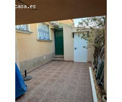 ADOSADO EN PUNTA PRIMA CON VISTAS AL MAR. 3 DORMITORIOS. 2 BAÑOS. ( ORIHUELA COSTA )