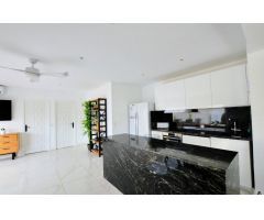 VILLA INDEPENDIENTE IN BLUE LAGOON VILLAMARTIN ( OEIHUELA COSTA )