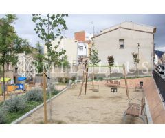 Adosada esquinera en el centro de Caldes de Montbui