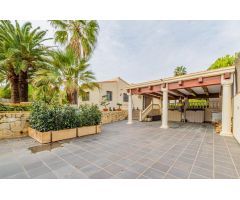 Casa o chalet independiente en venta en calle Llissa, L Albir, Alfaz del Pi (Alicante)