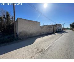 Solar urbano de 222 m2 en Altobordo, Purias, Lorca, más 7.521,55 m2 de finca rústica de secano.