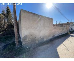 Solar urbano de 222 m2 en Altobordo, Purias, Lorca, más 7.521,55 m2 de finca rústica de secano.
