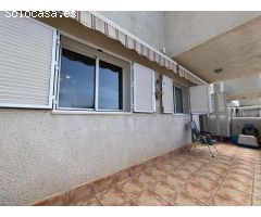 Fantástica vivienda renovada en urbanización privada en Collados, Águilas, con 2 piscinas