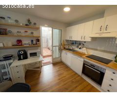 Fantástica vivienda renovada en urbanización privada en Collados, Águilas, con 2 piscinas