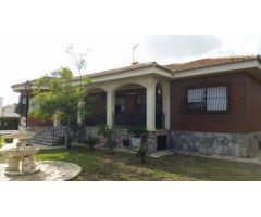 Bonito chalet independiente con parcela en San Vicente