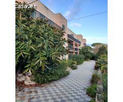 Se vende finca con doze apartamentos a 80 metros de la playa
