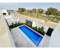 Villa en Venta en Pilar de la Horadada, Alicante