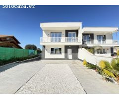 Villa en Venta en Bazar, Granada