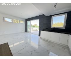 Villa en Venta en Bazar, Granada