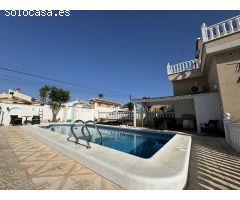 Villa en Venta en Algorfa, Alicante