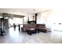 Villa en Venta en Torrevieja, Alicante