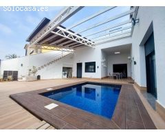 Villa en Venta en Pilar de la Horadada, Alicante