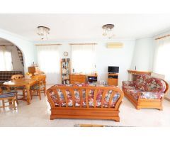 Villa en Venta en Orihuela, Alicante