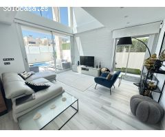 Villa en Venta en Orihuela Costa, Alicante