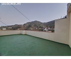 CASA TERRERA EN LA VUELTA LOS ALAMBRES