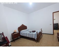 CASA TERRERA EN LA VUELTA LOS ALAMBRES