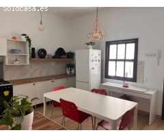 PISO EN VENTA  A UN PASO DE LAS CANTERAS