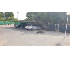 CHALET EN VENTA CON PISCINA Y BARBACOA