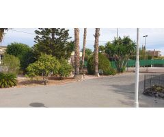 CHALET EN VENTA CON PISCINA Y BARBACOA