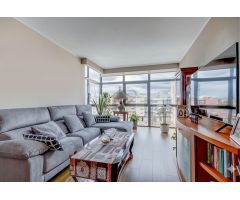 ¡¡JUNTO A RAMBLA DE SABADELL!!   PISO ALTO EN FINCA SEMINUEVA , TOTALMENTE EXTERIOR.