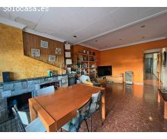 LUMINOSA CASA DE 5 HABITACIONES CON PATIO Y GARAJE
