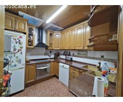 LUMINOSA CASA DE 5 HABITACIONES CON PATIO Y GARAJE