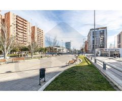 NAVE DE 2.500 M² PARA ACTUALIZAR EN EL CLUB NATACIÓ SABADELL