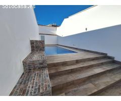 Planta baja reformada con piscina