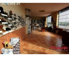 Nave industrial en Venta en Borox, Toledo