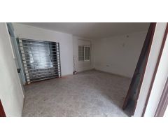 ¡VIVIENDA JUNTO LA MUNTANYETA!