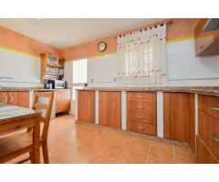 Chalet para reformar a tu gusto y sacarle rentabilidad desde el primer día.