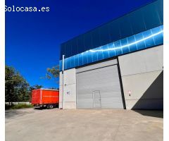 Nave industrial en Venta en Páramos, Pontevedra