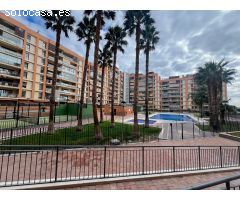 GRAN PISO DE 6 DORMITOTIOS CON PISCINA