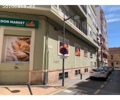 Oportunidad de local de 2 plantas en Almería capital.