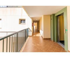 SE VENDE ATICO CON SOLARIUM EN ROQUETAS DE MAR