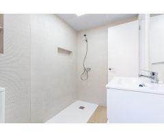 Piso en Venta en Urbanización Roquetas de Mar, Almería