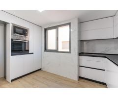 Piso en Venta en Urbanización Roquetas de Mar, Almería