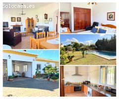 ENCANTADORA CASA INDEPENDIENTE CON PISCINA Y GRAN PARCELA EN LAS ANIMAS, HINOJOS.