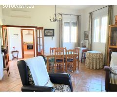 ENCANTADORA CASA INDEPENDIENTE CON PISCINA Y GRAN PARCELA EN LAS ANIMAS, HINOJOS.
