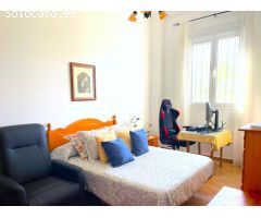 ENCANTADORA CASA INDEPENDIENTE CON PISCINA Y GRAN PARCELA EN LAS ANIMAS, HINOJOS.