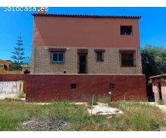 CASA EN VENTA EN CUBELLES