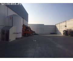 Nave industrial en Venta en Alcalá de Guadaira, Sevilla