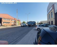 AMPLIA NAVE EN VENTA EN EL POLÍGONO LA ISLA