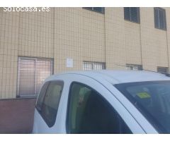 AMPLIA NAVE EN VENTA EN EL POLÍGONO LA ISLA