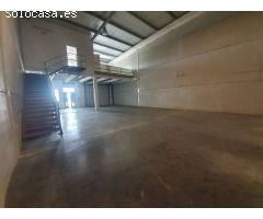 Nave industrial en Alquiler en Dos Hermanas, Sevilla