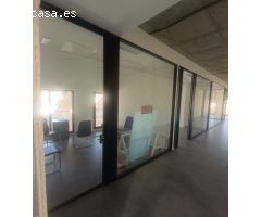 OFICINA DISPONIBLE EN LA PALMERA